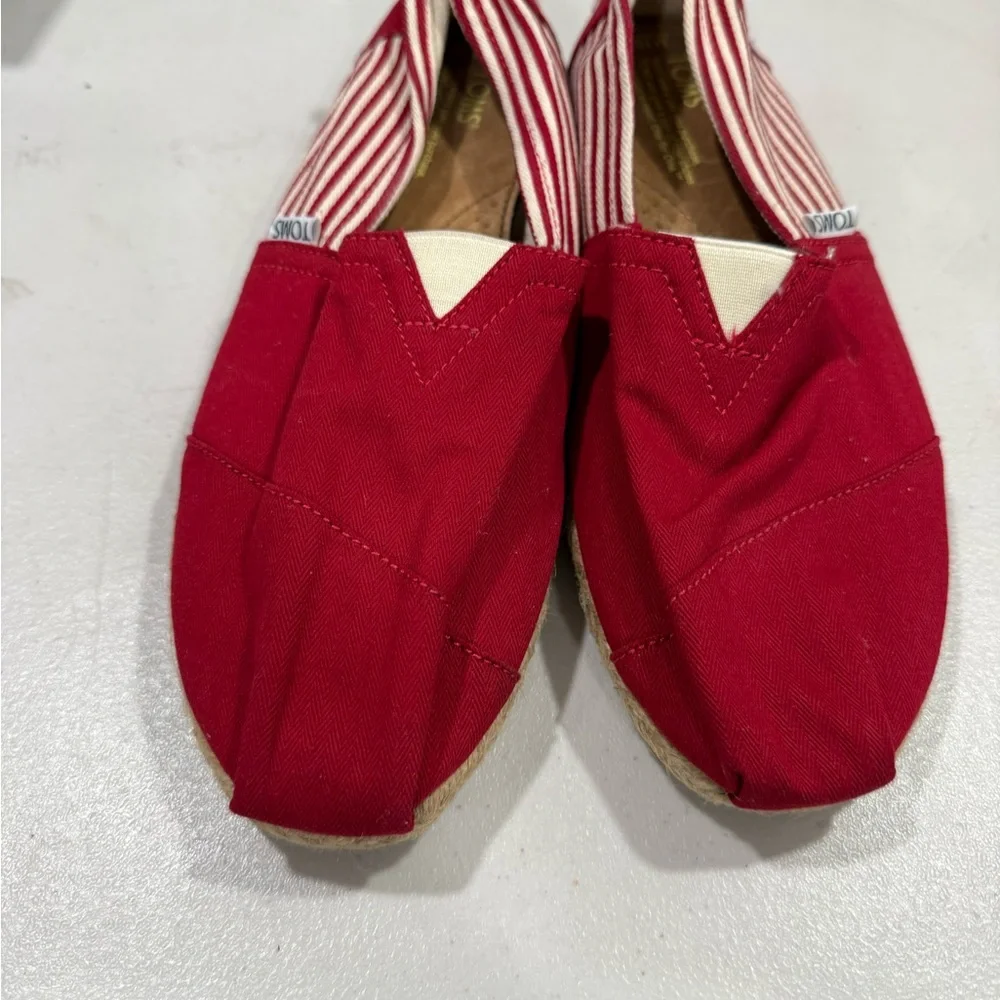 Toms Red and White Canvas Slip-Ons Mens Size 10